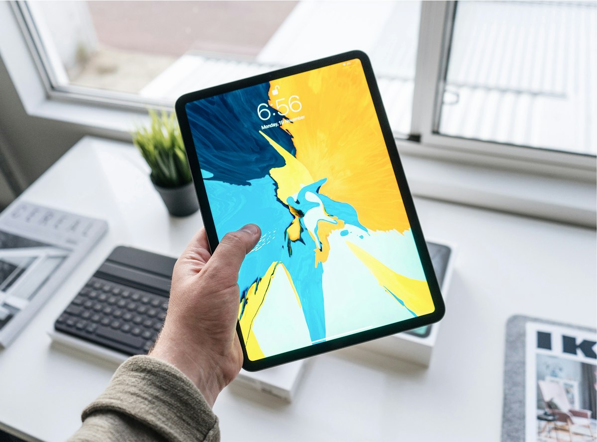 Can Gaming Laptops Be Used for Work and School? Dual-Use Performance & Battery Guide